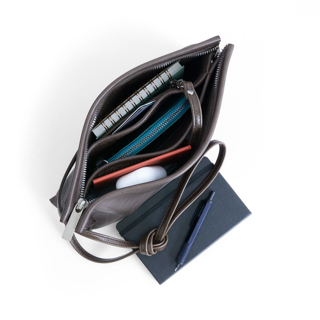 edc medium in premium truffle 