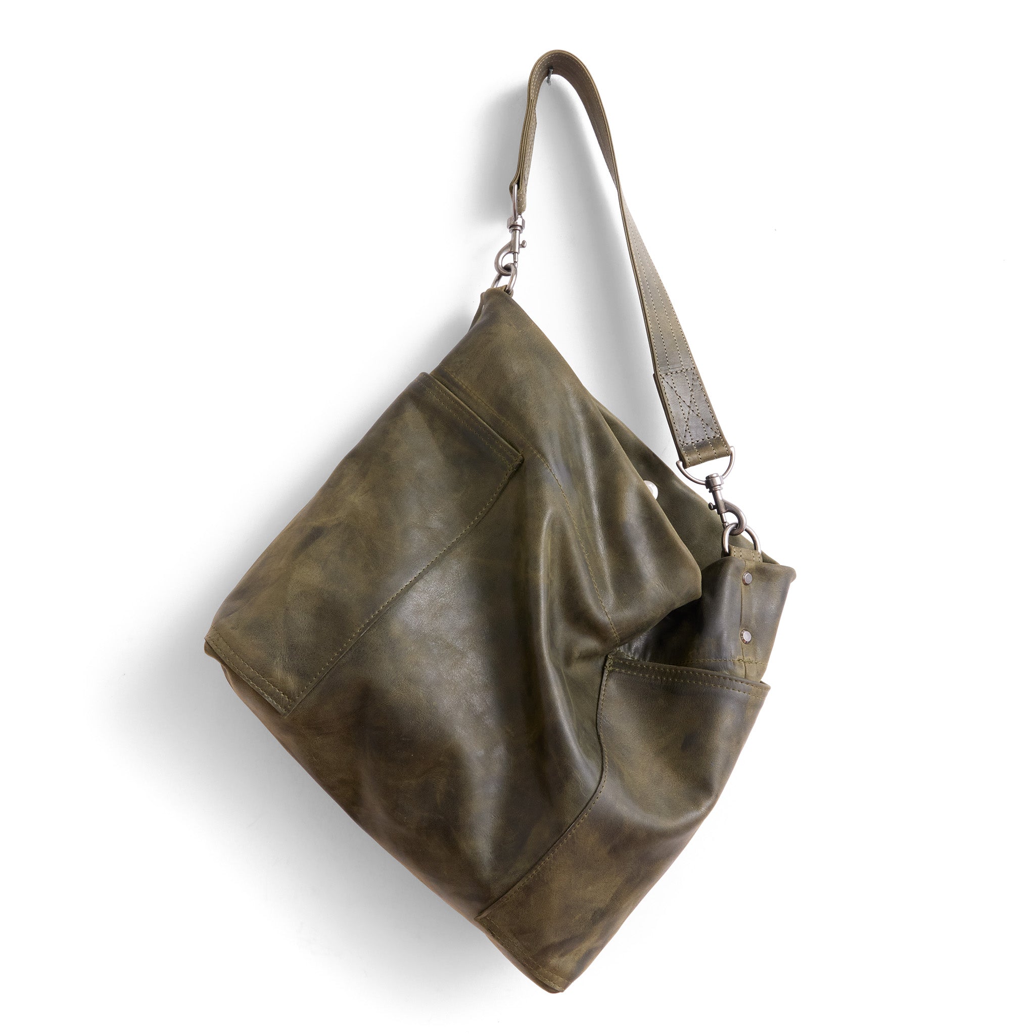 lotus size large in moss