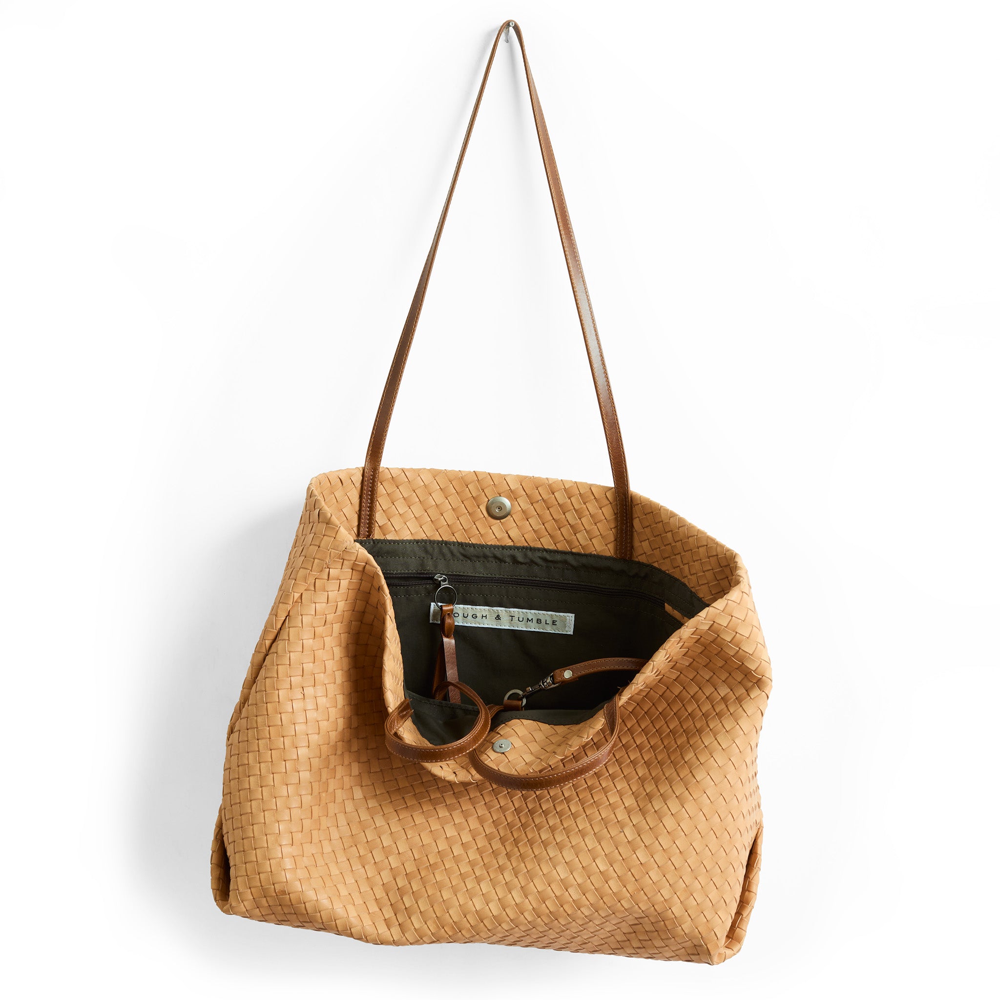 brooklyn tote in woven saddle