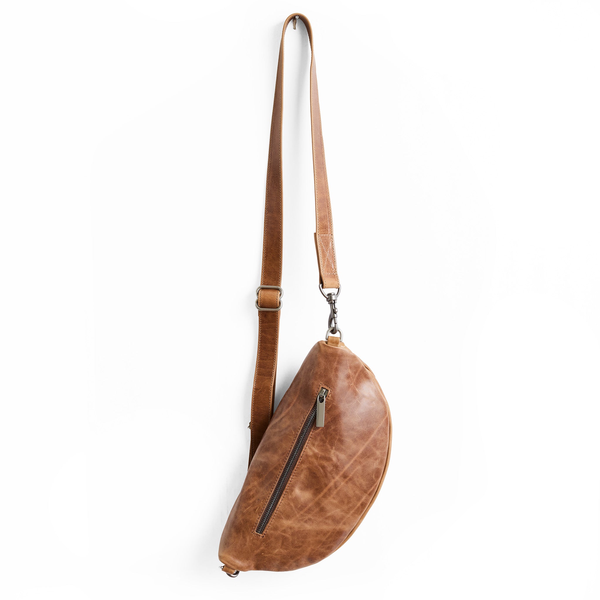 small lissa in light saddle