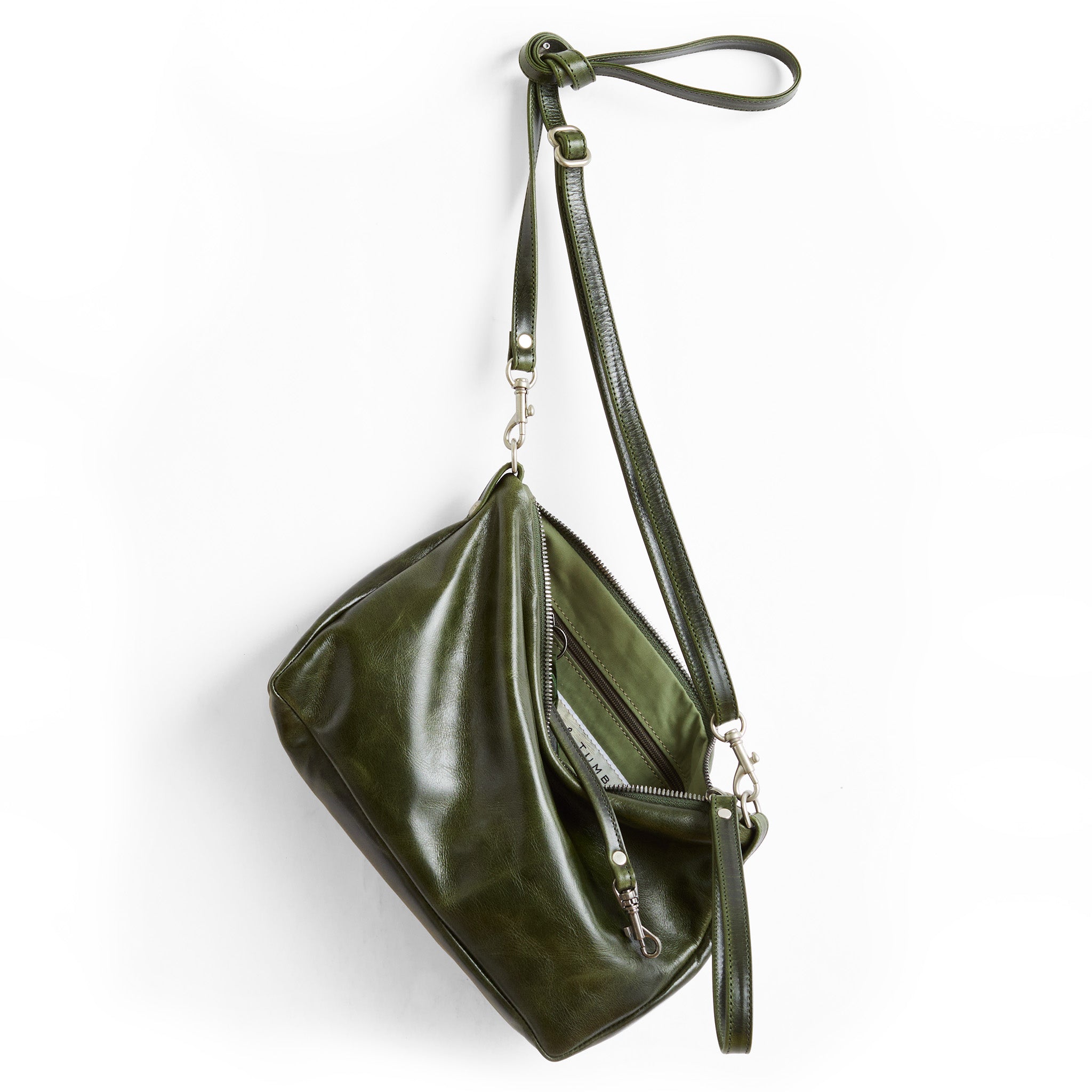 the scottie in pine, showcasing sage interior lining